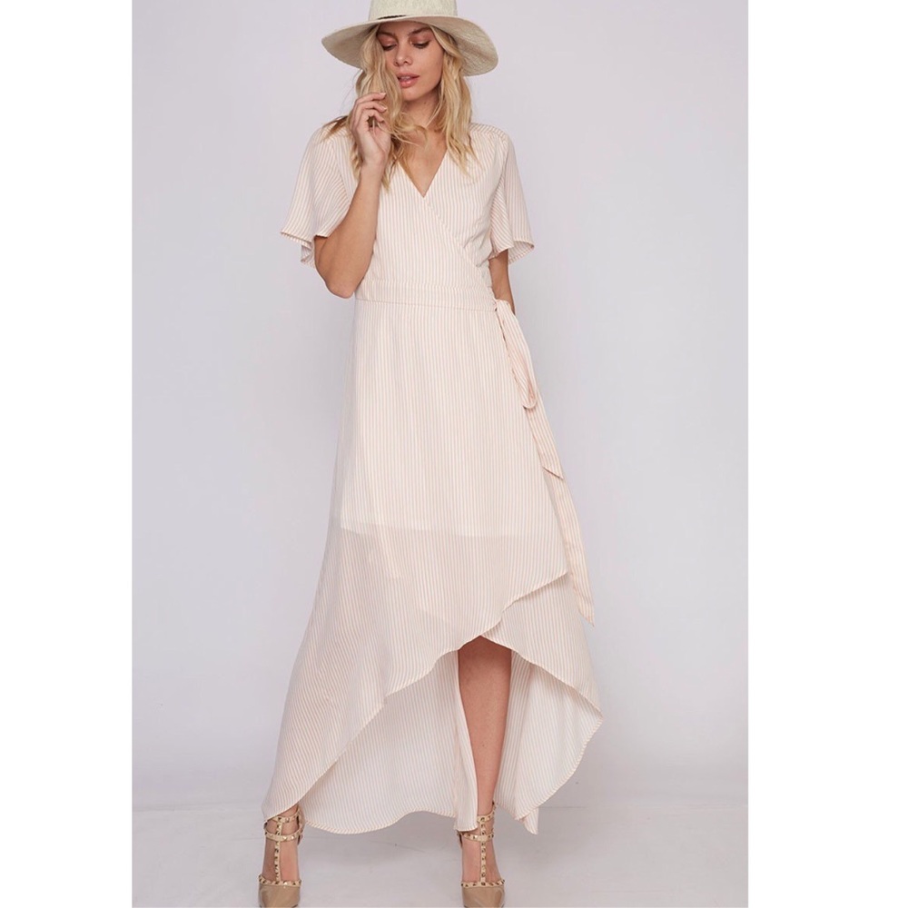 $ FIRM 🌷Ivory & Blush Wrap Maxi Dress - Picture 5 of 7